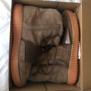 Olive green Yeezy’s